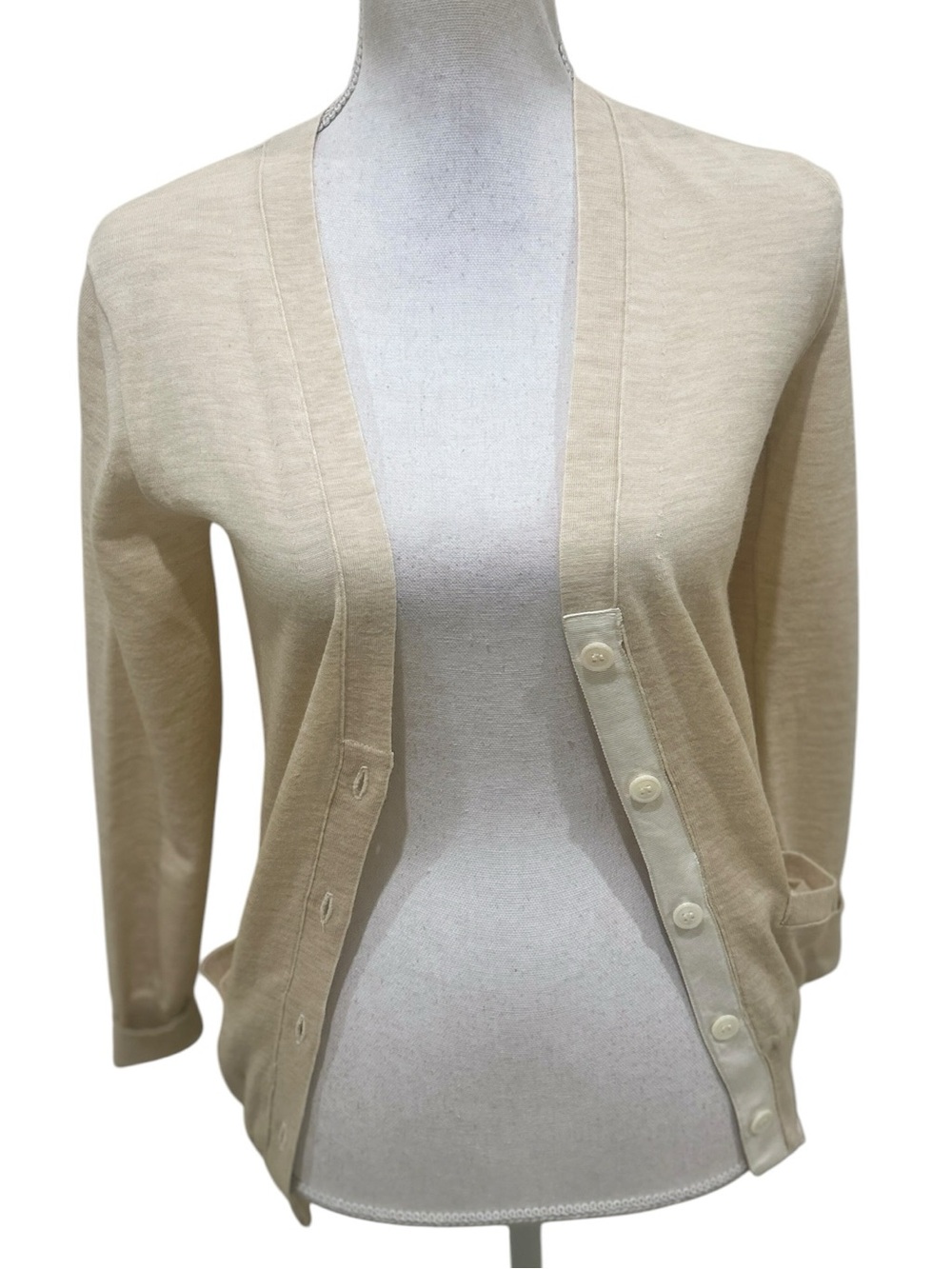 Sacai Beige cream v neck Button down Cardigan ruffled hem Japan size xs
